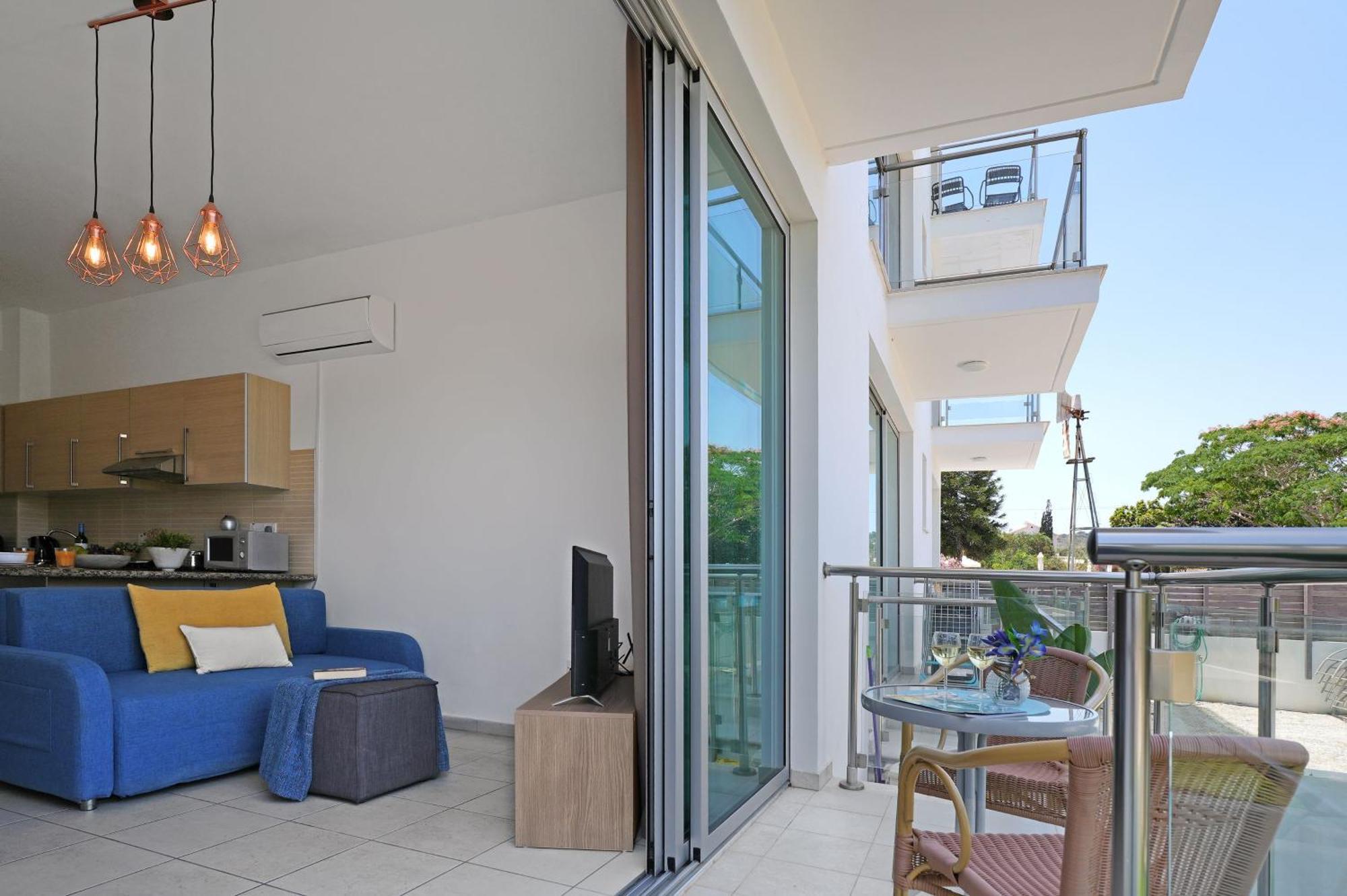 Meryl - Coralli Beachfront Apartment Protaras Bagian luar foto